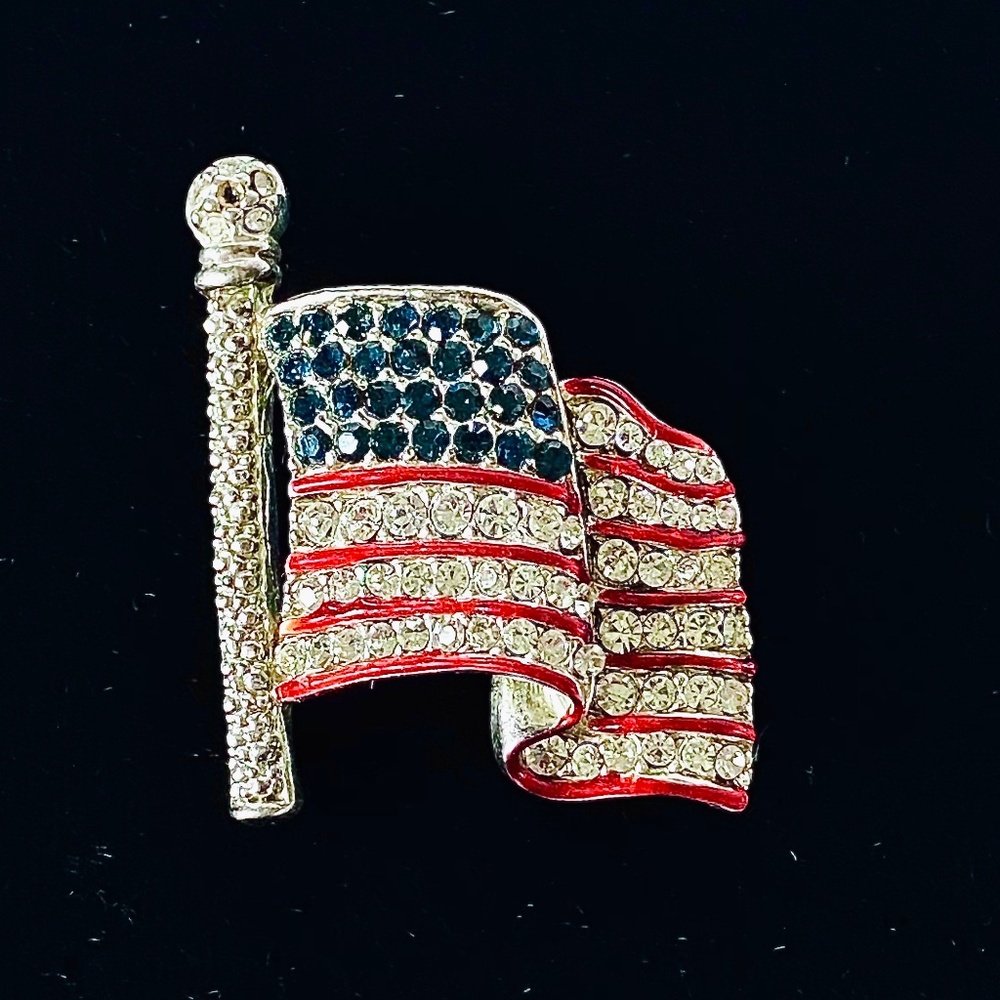 Vintage Rhinestone OTC American Flag Patriotic Pin Brooch Signed